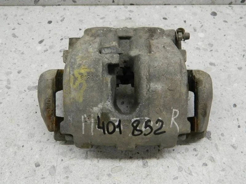 Суппорт передний правый Mercedes-Benz ML-Class (W164) 2005-2011