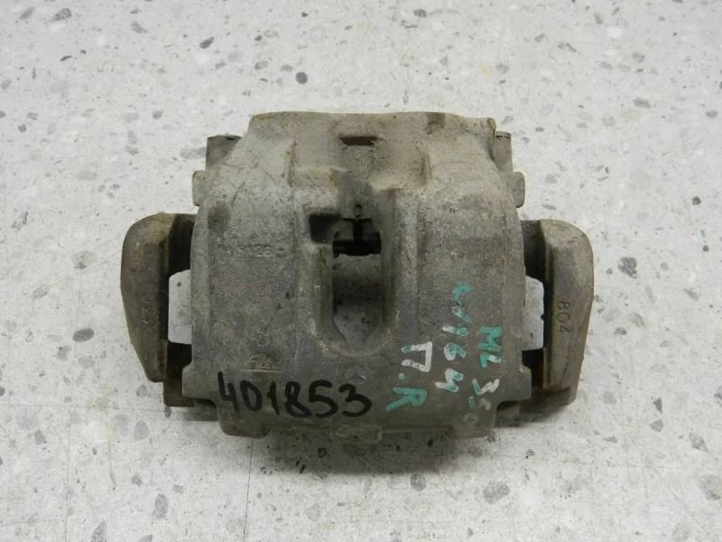 Суппорт передний правый Mercedes-Benz ML-Class (W164) 2005-2011