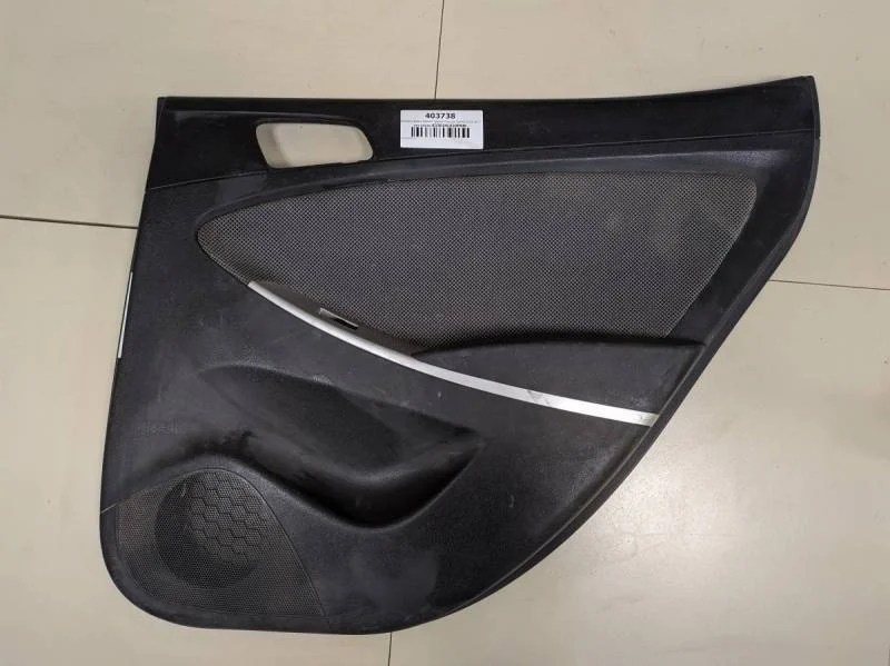 Обшивка двери задней правой Hyundai Solaris 2010-2017