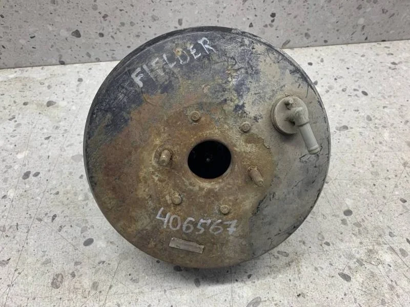 Усилитель тормозов вакуумный Toyota Corolla Fielder (E120) 2000-2006