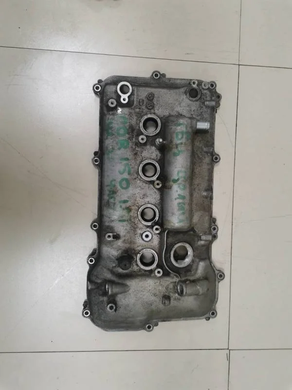 Крышка головки блока (клапанная) Toyota Corolla E150 2006-2013