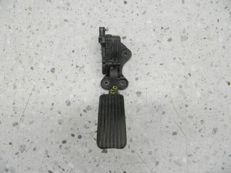 Педаль газа Kia Cerato (TD) 2009-2013