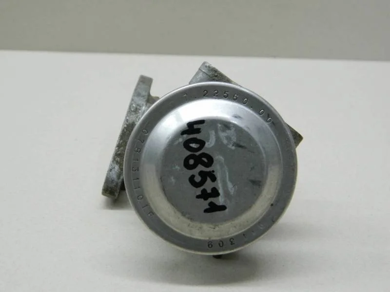 Клапан рециркуляции выхлопных газов Audi A4 (B5) 1994-2001