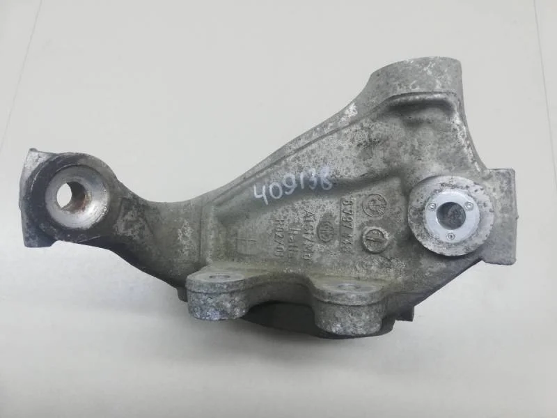 Кулак поворотный задний правый BMW 7-Series F01  2008-2015