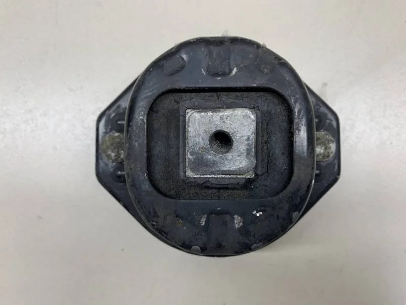 Опора двигателя правая BMW 7-Series E65,E66 2001-2008