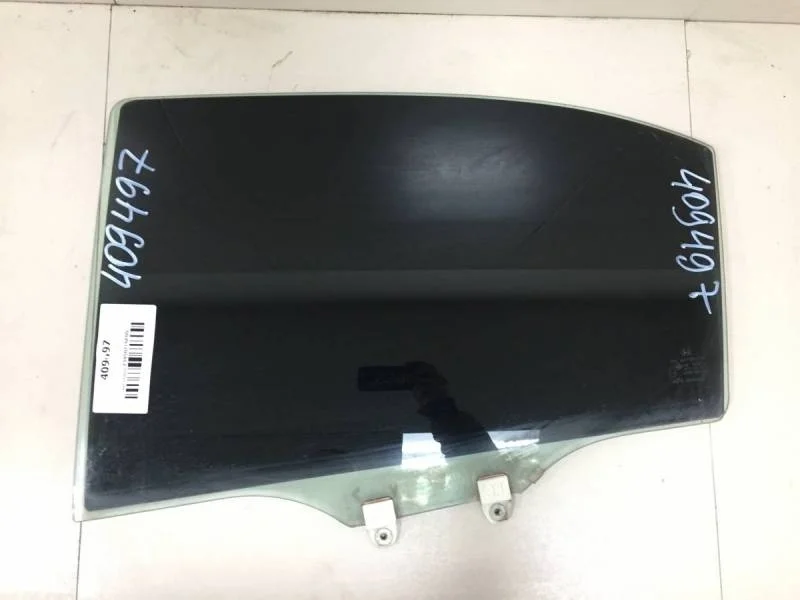 Стекло двери задней левой Honda Accord 8 (CU) 2008-2013