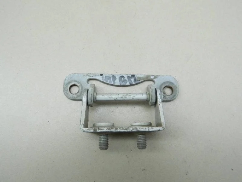 Петля крышки багажника Subaru Impreza (G12) 2007-2012