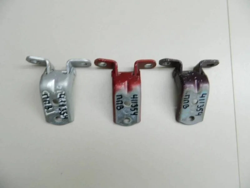 Петля двери передней правой верхняя Kia Rio 3 (UB) 2011-2017