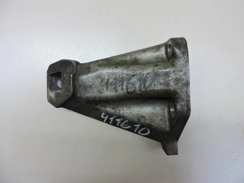 Кронштейн опоры двигателя BMW 7-Series F01  2008-2015