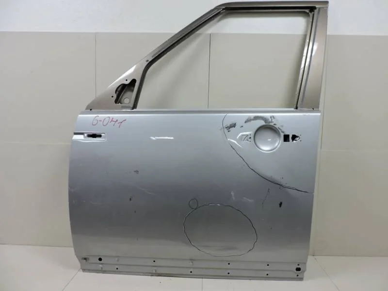 Дверь передняя левая Land Rover Discovery 3 2004-2009