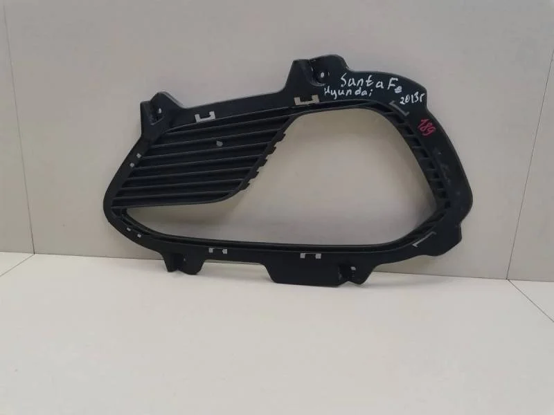 Решетка в бампер левая Hyundai Santa Fe 3 (DM) 2012>