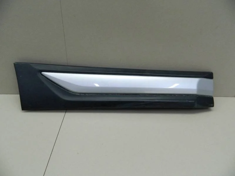 Накладка двери задней правой Mitsubishi Outlander (GF) 2012>