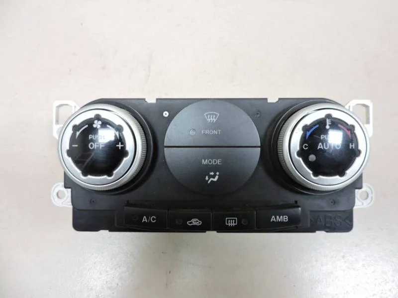 Блок управления климатической установкой Mazda CX-7 (ER) 2006-2012