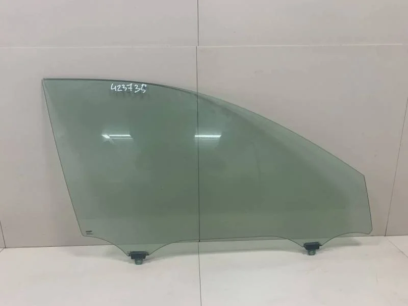 Стекло двери передней правой Toyota Camry (V40) 2006-2011