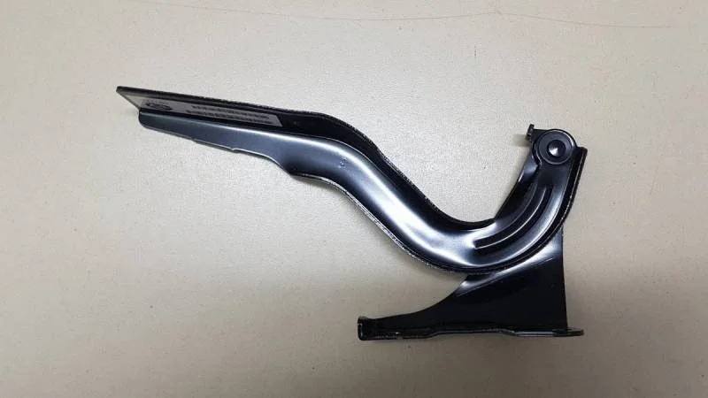 Петля капота правая Honda CR-V 2007-2012