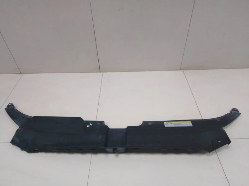 Кожух замка капота Audi A5 (8T) 2009-2016