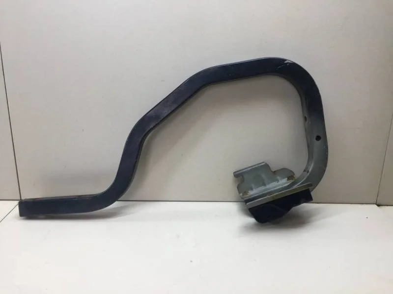Петля крышки багажника Nissan Almera Classic (B10) 2006-2013