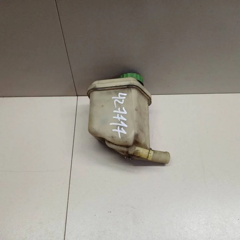 Бачок гидроусилителя Volkswagen Touareg (7L) 2002-2010