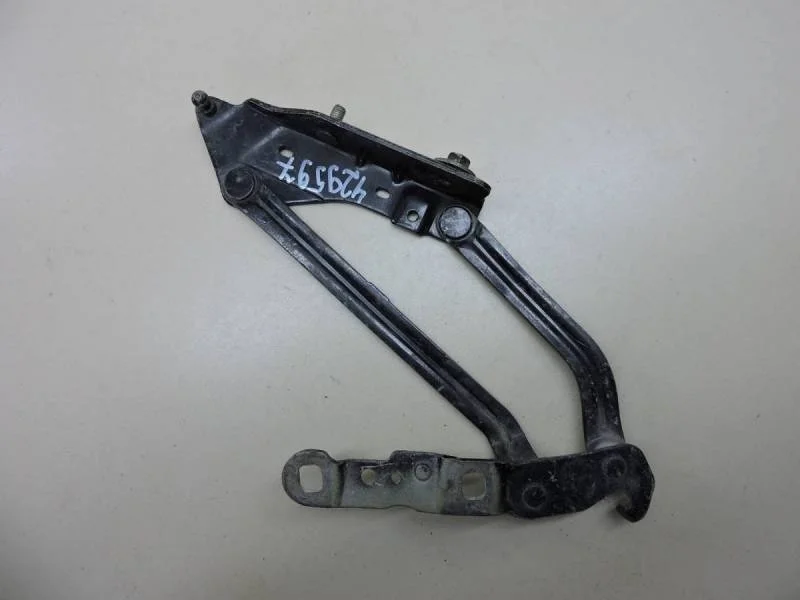 Петля крышки багажника Renault Megane (2) 2002-2009