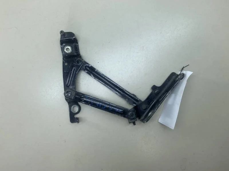 Петля крышки багажника Mazda Mazda 6 (GH) 2007-2012