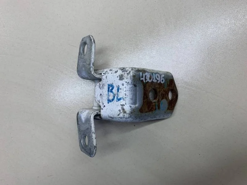 Петля двери задней правой верхняя Mazda CX-7 (ER) 2006-2012