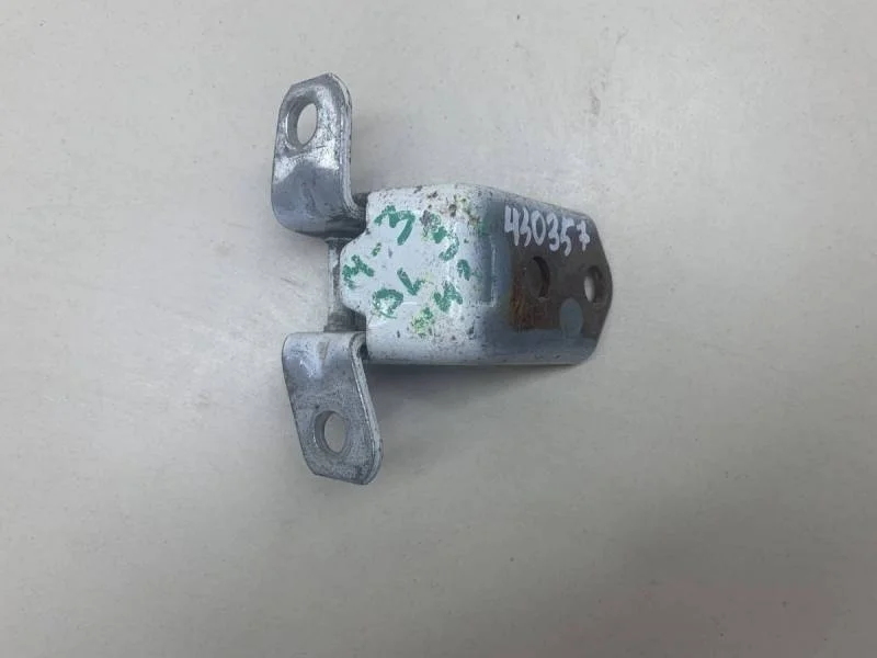 Петля двери задней правой верхняя Mazda CX-7 (ER) 2006-2012