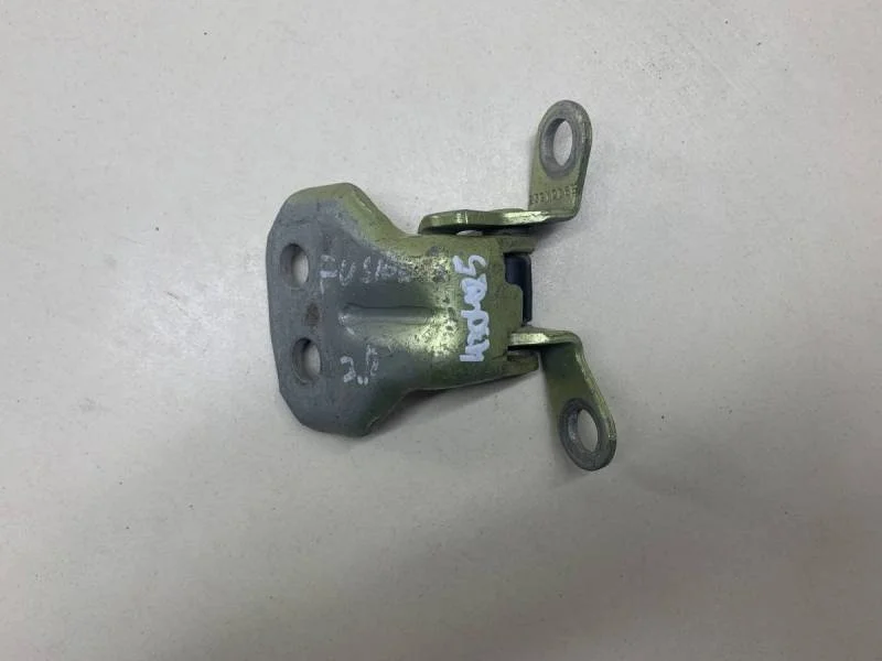 Петля двери задней правой нижняя Ford Fusion (JU) 2002-2012