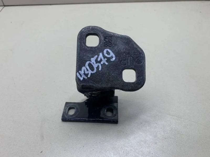 Петля двери задней правой нижняя BMW 7-Series E65,E66 2001-2008