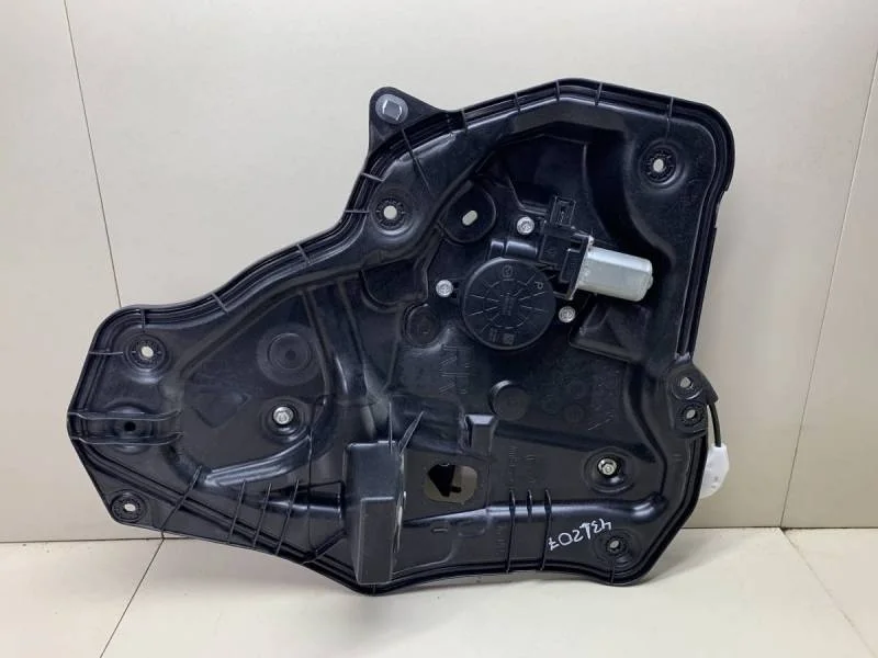 Стеклоподъемник электр. задний правый Mazda Mazda 6 (GJ) 2013-2016