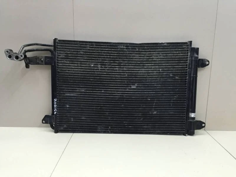 Радиатор кондиционера (конденсер) Skoda Octavia (A5 1Z-) 2004-2013