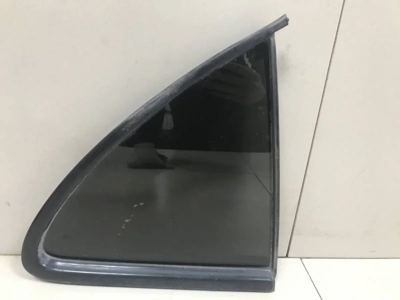 Стекло двери задней правой (форточка) Nissan Almera Classic (B10) 2006-2013