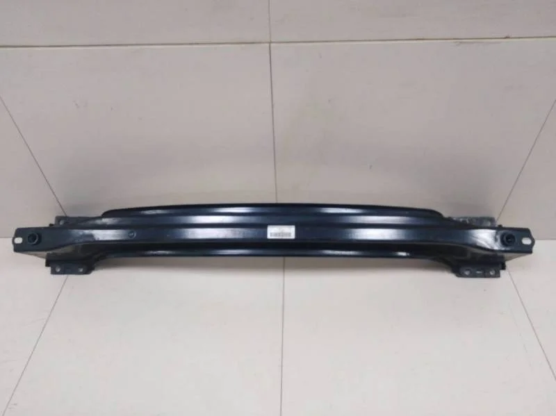 Усилитель заднего бампера Volkswagen Touareg (7P) 2010>