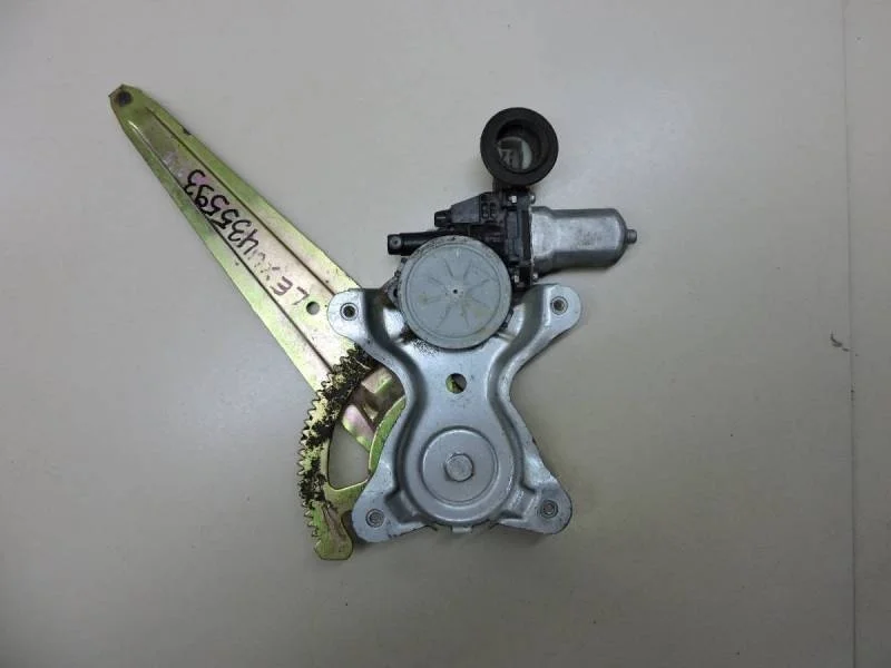 Стеклоподъемник электр. задний левый Lexus IS 250/350 2005-2013