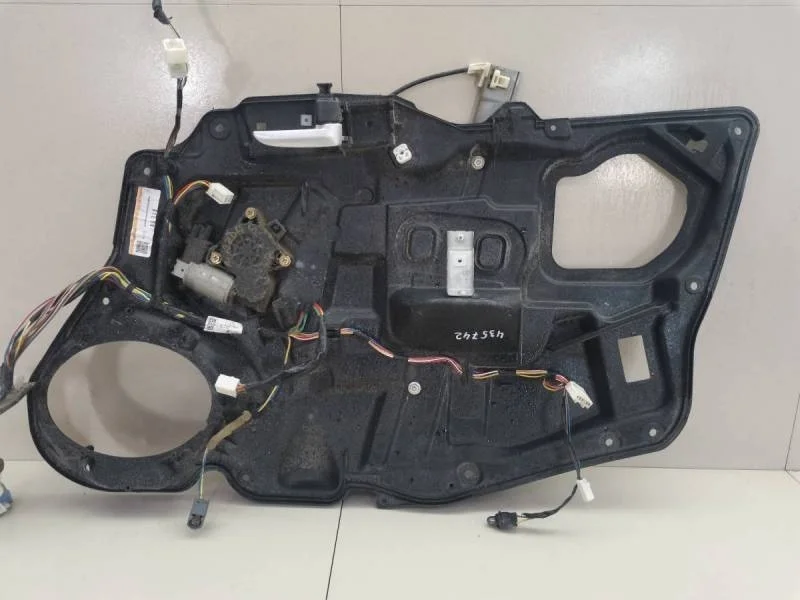 Стеклоподъемник электр. передний правый Mazda Mazda 6 (GG) 2002-2007