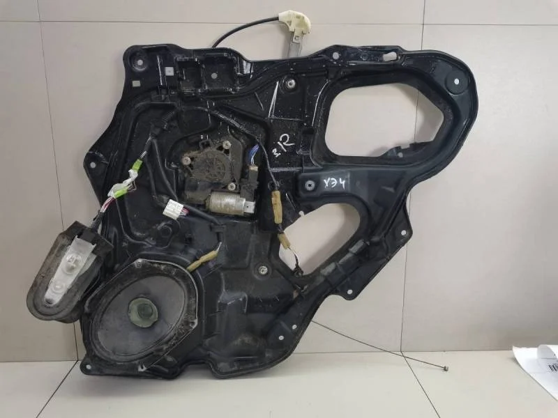 Стеклоподъемник электр. задний правый Mazda Mazda 3 (BK) 2002-2009