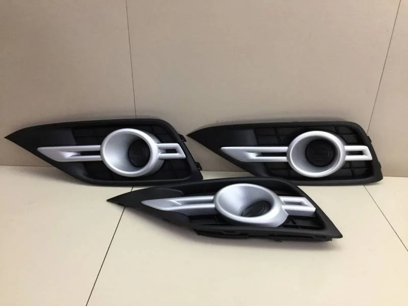 Решетка в бампер левая Honda CR-V 2012-2017