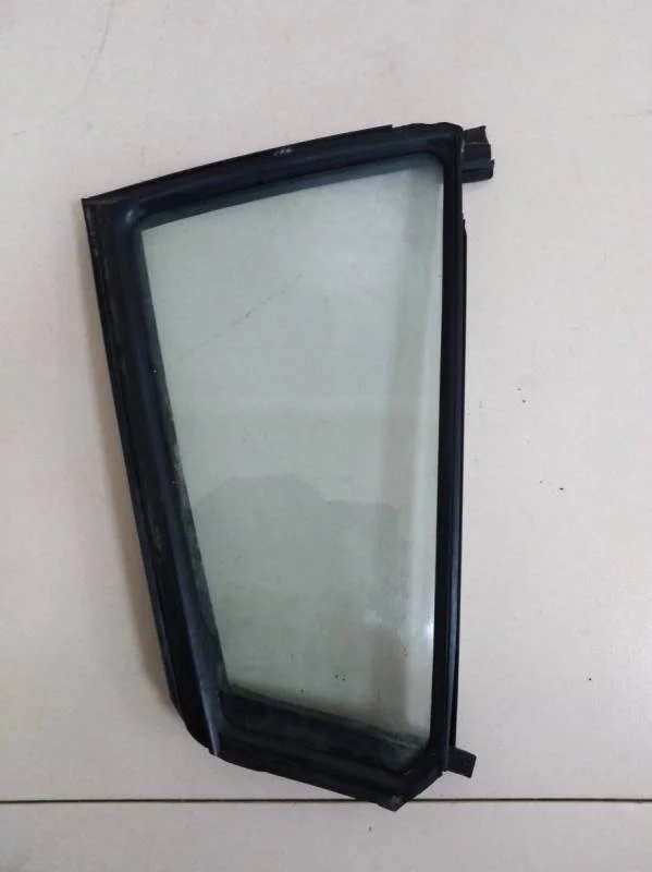 Стекло двери задней правой (форточка) Mazda Mazda 3 (BK) 2002-2009