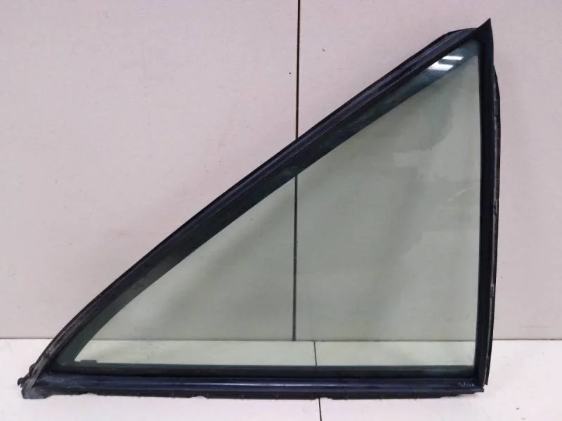 Стекло двери задней правой (форточка) Toyota Camry (V40) 2006-2011