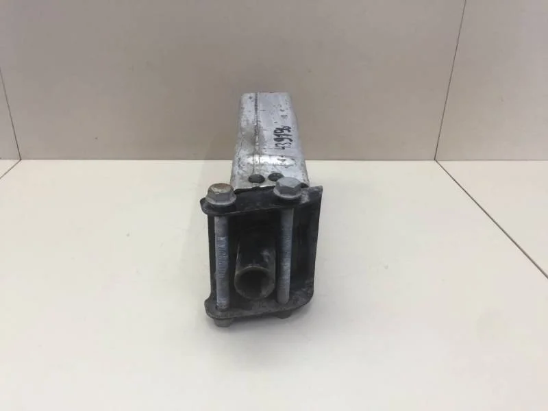 Кронштейн усилителя переднего бампера Mercedes-Benz E-Class (W211) 2002-2009