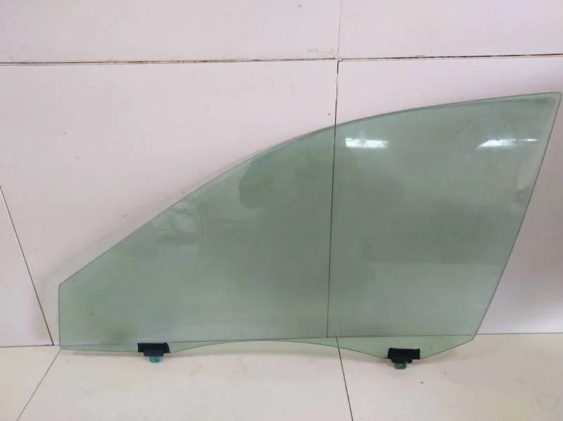 Стекло двери передней левой Toyota Camry (XV30) 2001-2006
