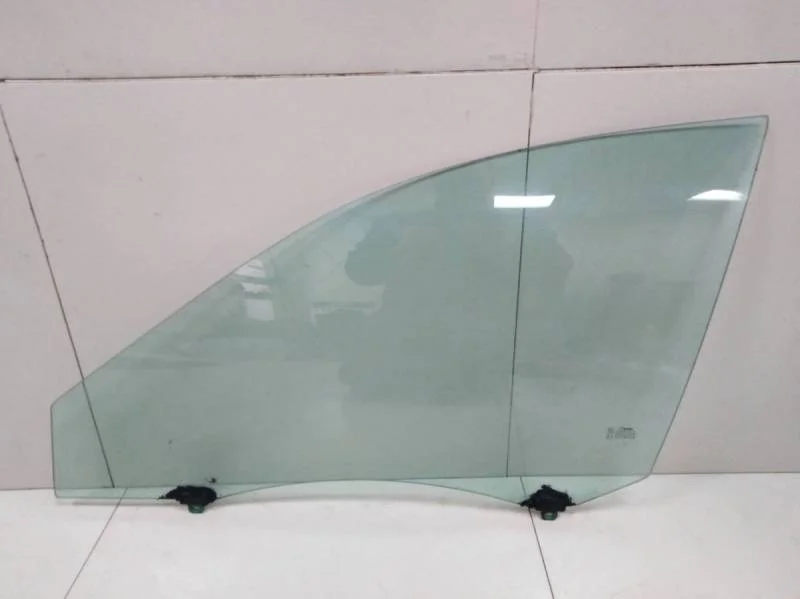 Стекло двери передней левой Toyota Camry (XV30) 2001-2006