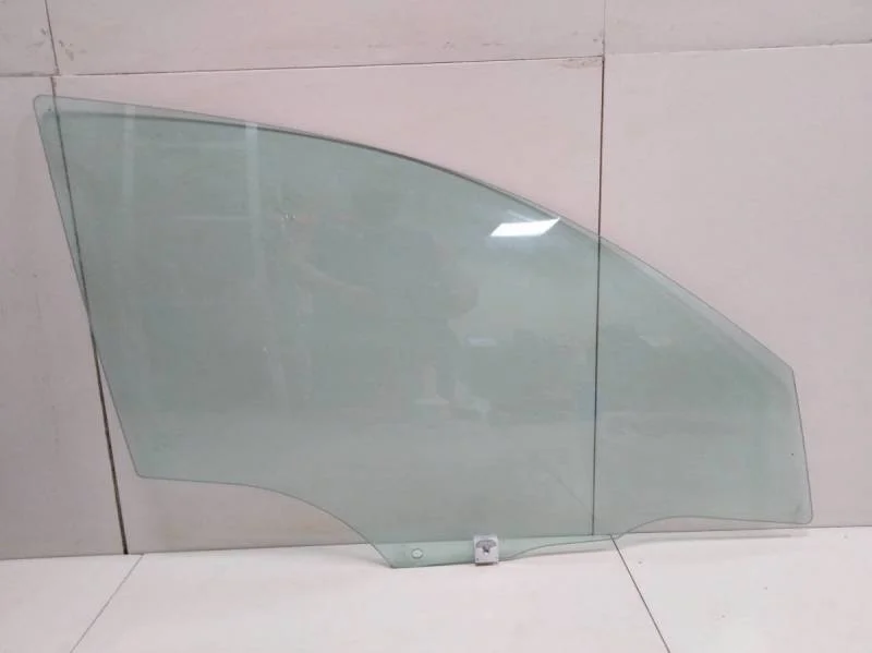 Стекло двери передней правой Mazda Mazda 3 (BK) 2002-2009