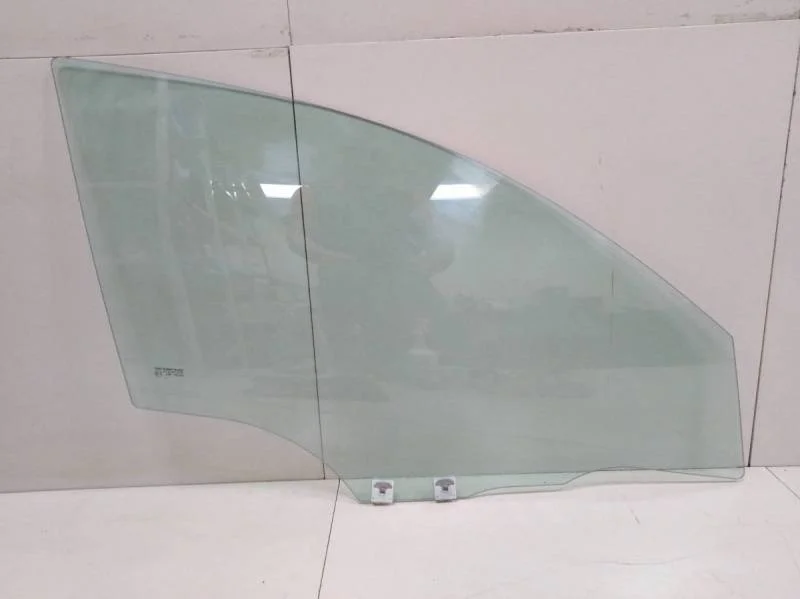 Стекло двери передней правой Mazda Mazda 3 (BK) 2002-2009