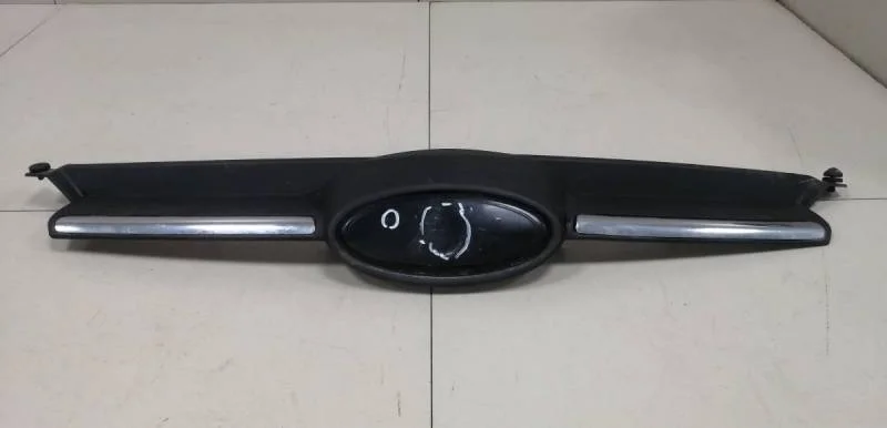 Решетка радиатора Ford Focus 3 2011>