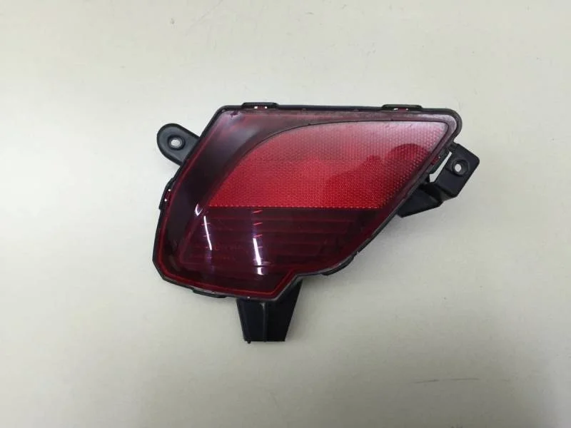 Отражатель в бампер задний левый Mazda CX-5 (KE) 2011-2017