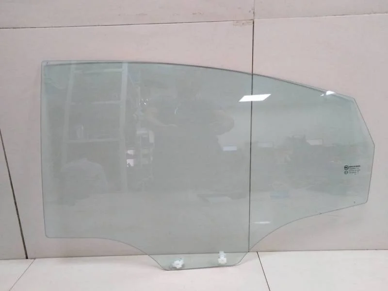Стекло двери задней левой Hyundai Solaris 2010-2017