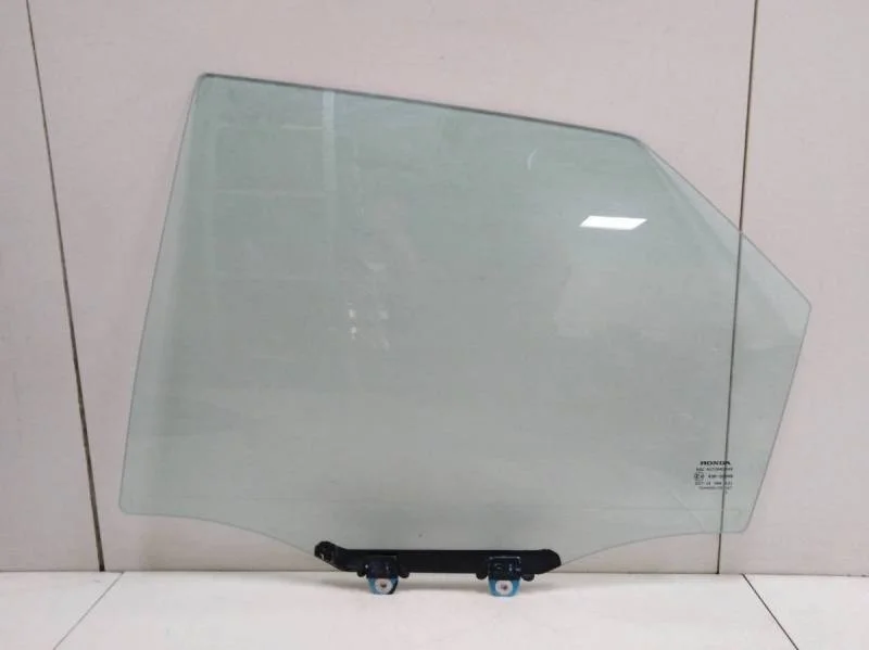 Стекло двери задней левой Honda Civic 5D 2006-2012