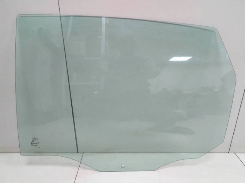 Стекло двери задней левой Ford Focus 1 1998-2004