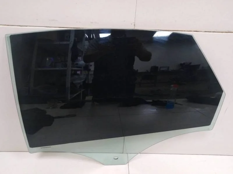 Стекло двери задней левой Ford Mondeo 4 2007-2015