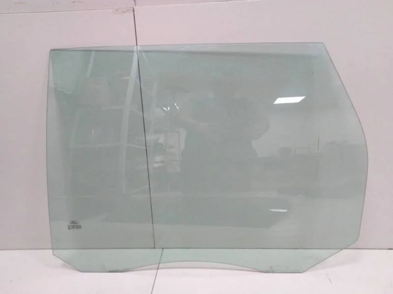 Стекло двери задней левой Ford Focus 2 (DA) 2005-2008
